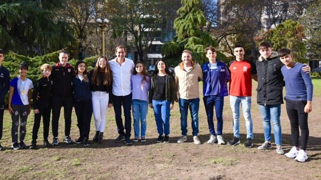 entregaron subsidios para que deportistas amateurs puedan seguir con la actividad