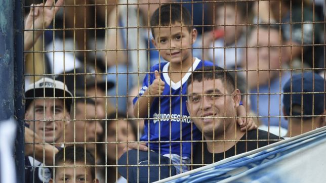 video: gimnasia resistio con uno menos y el bosque exploto tras el triunfo ante atletico tucuman