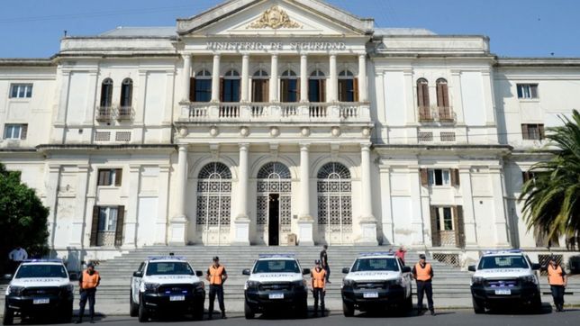 ¿como anotarse, desde cuando y que requisitos piden para manejar patrulleros en la region?