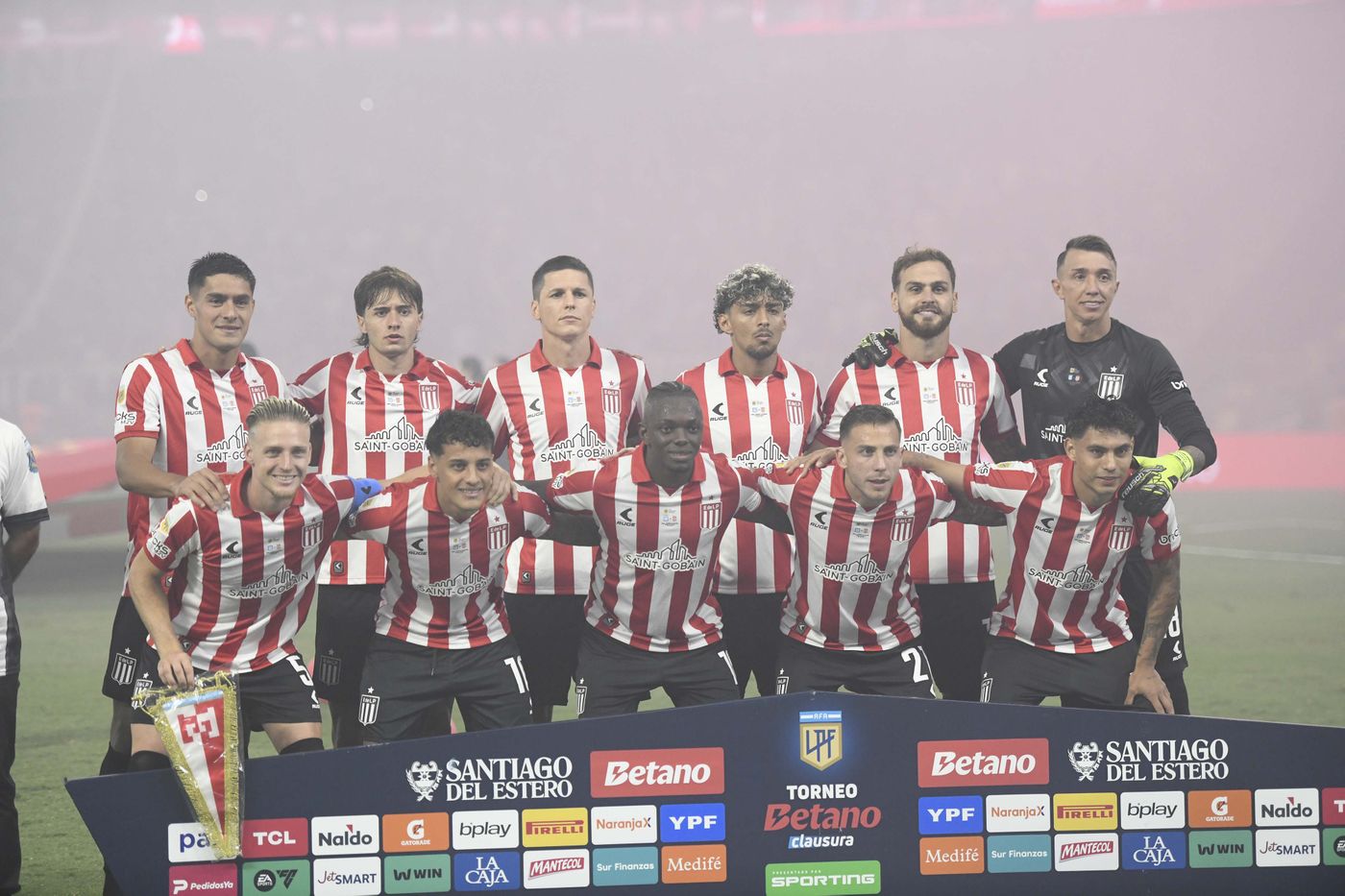 La formación de Estudiantes en Santiago del Estero. La formación de Estudiantes en Santiago del Estero.
