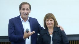 bullrich desembarca en la plata para un acto de campana con garro y grindetti bullrich desembarca en la plata para un acto de campana con garro y grindetti