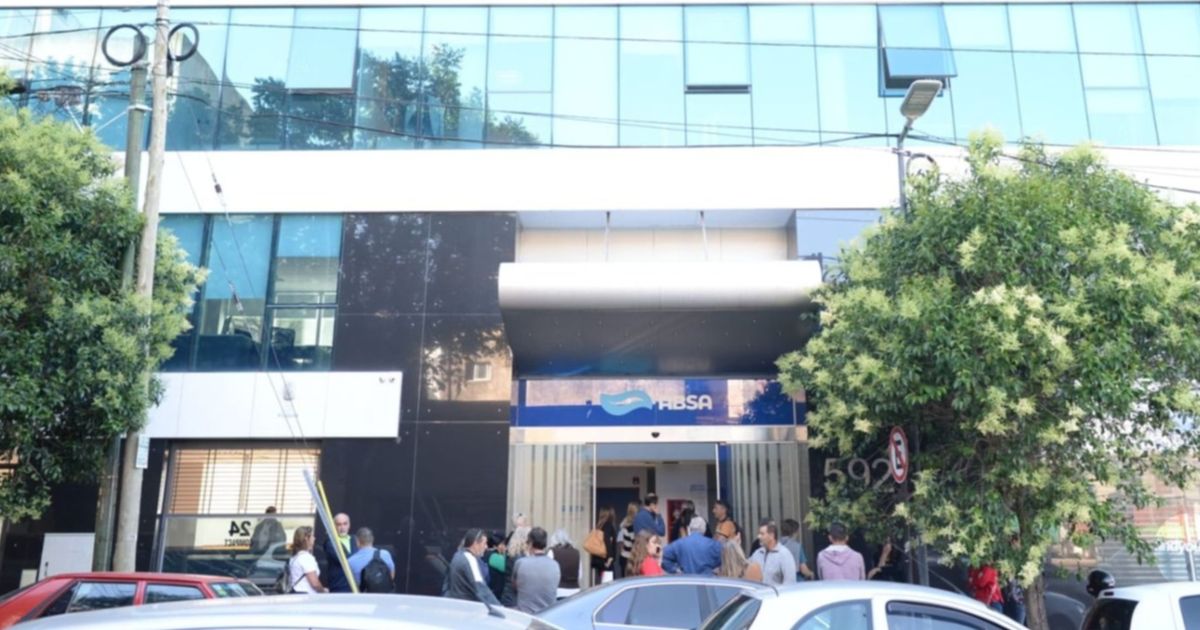 Las obras que ABSA expuso a los vecinos que reclamaron por la baja presión