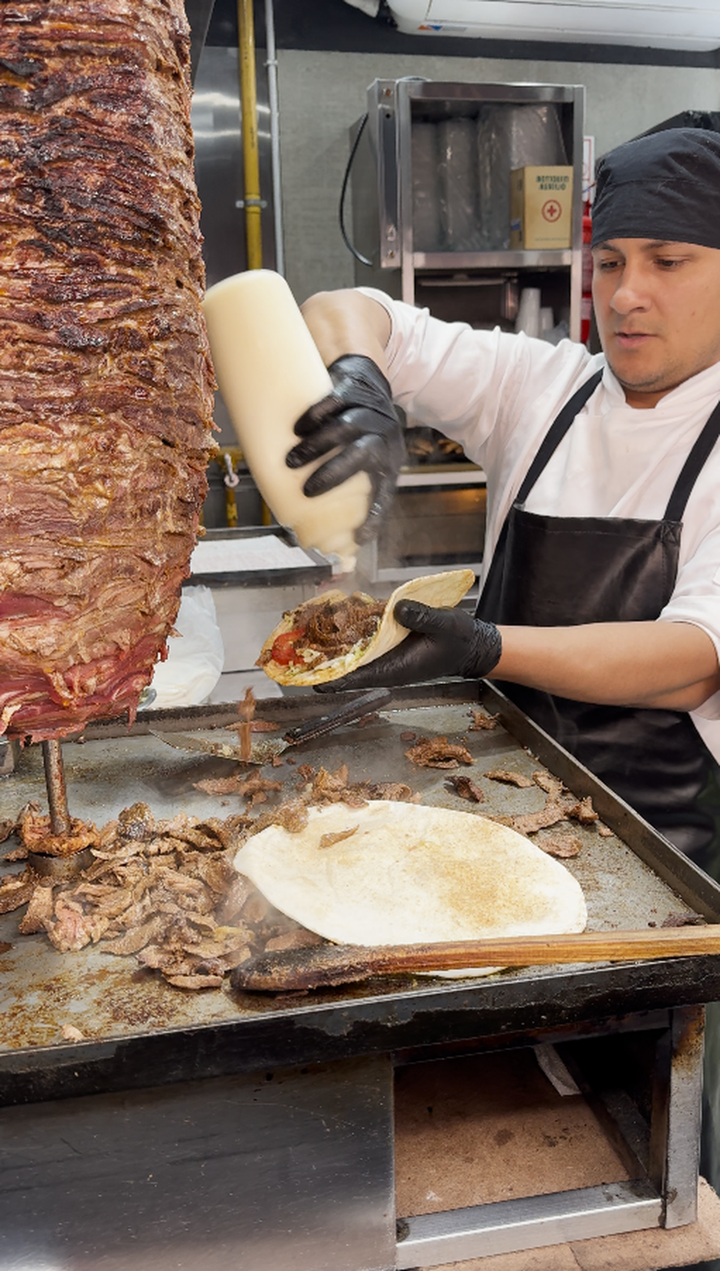 Shawarma Al Amir se agranda y abre sus puertas este viernes en Baxar Mercado