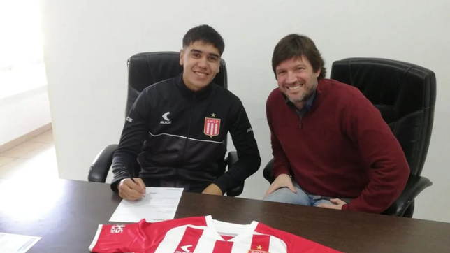 estudiantes se aseguro la firma de otro juvenil del club