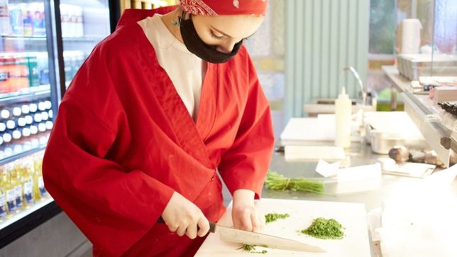 pausa ya ofrece su variada carta de sushi en el corazon de la plata soho