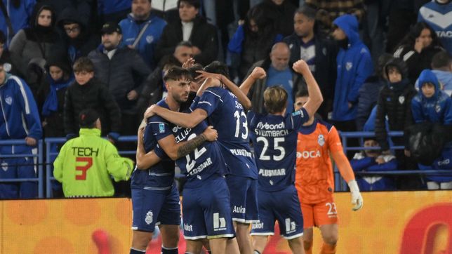 gimnasia aguanto, dio el golpe ante velez en liniers y jugara con river en cuartos de final