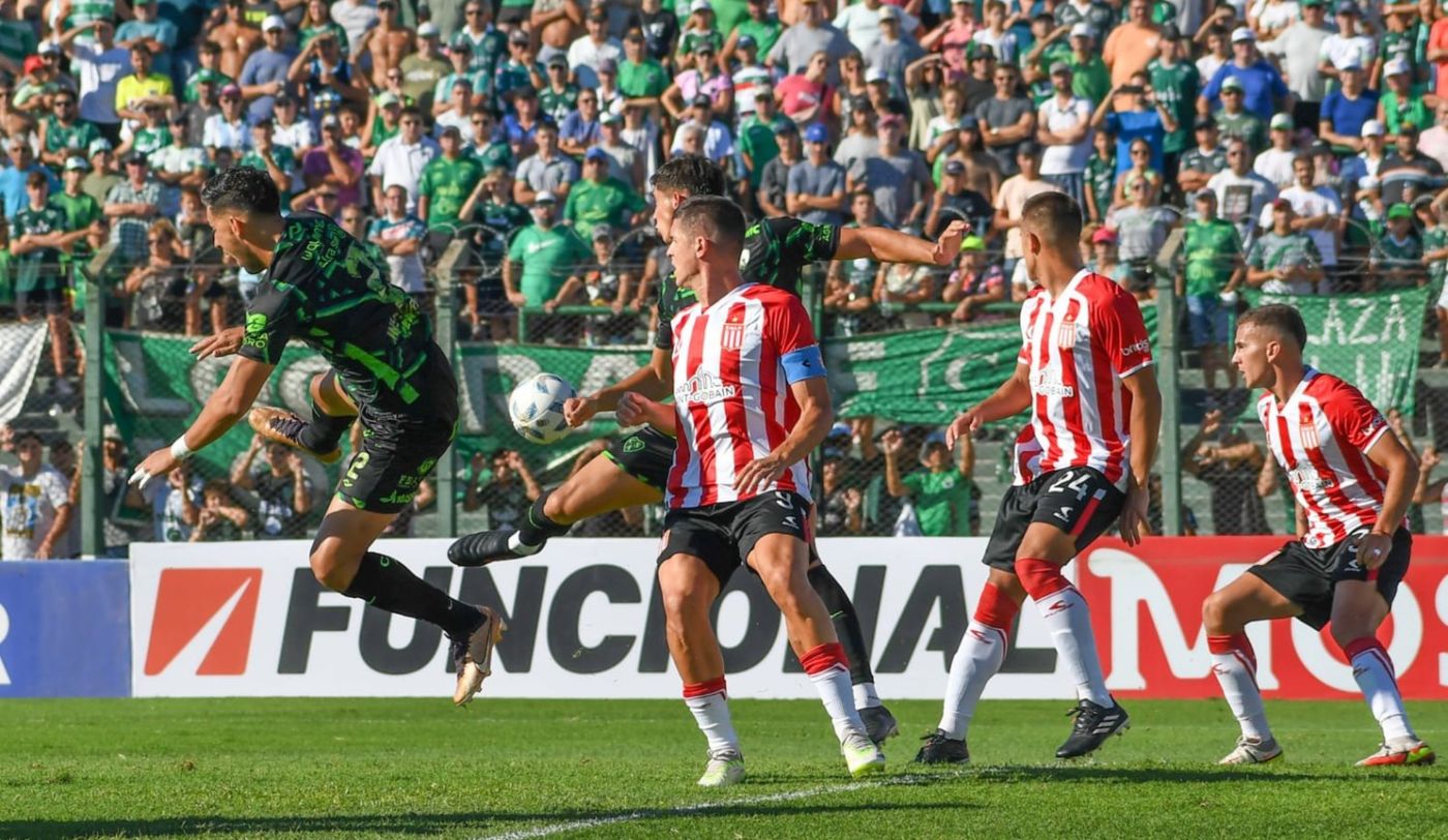 Estudiantes Sarmiento Kociubinski.jpg