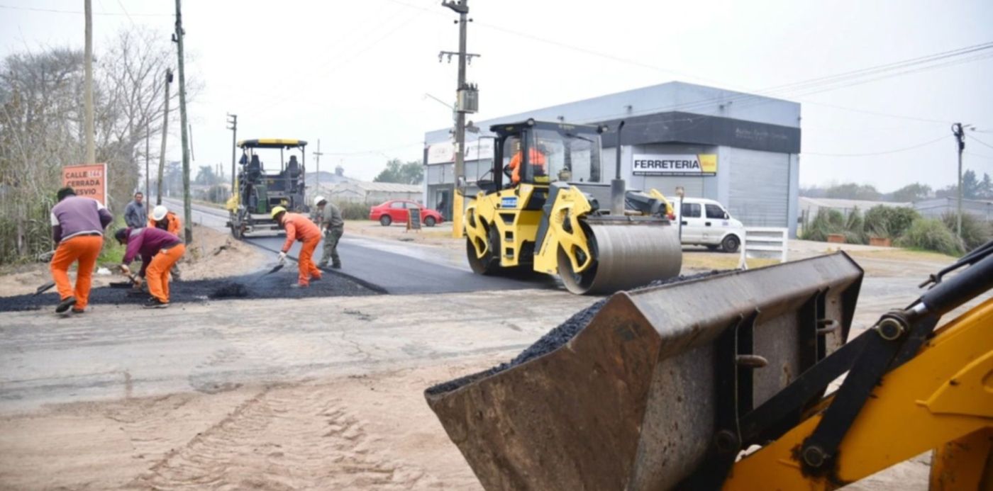 Asflato camiones aplanadoras máquinas
