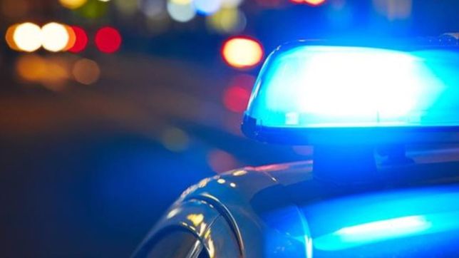 escapo de un control policial en una moto robada y murio tras chocar contra un patrullero