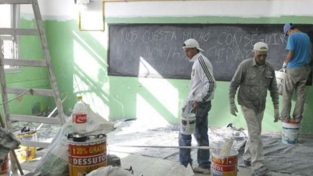 intentan que los beneficiarios de los planes sociales cobren el doble a cambio de trabajo