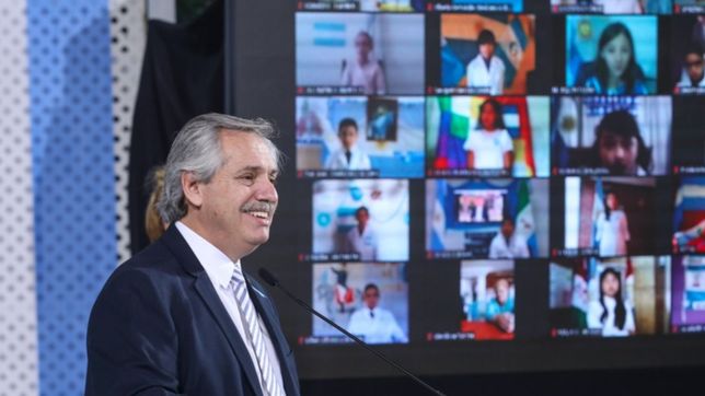 los actos virtuales de alberto fernandez y axel kicillof por el dia de la bandera
