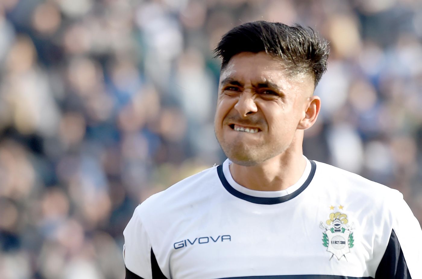 Gimnasia Rosario Central Cristian Tarragona (5).jpg