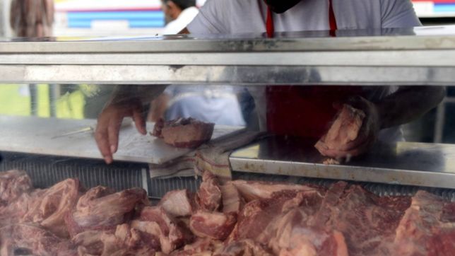 robo, fuga y persecucion: cuatro ladrones armados asaltaron una carniceria de la plata