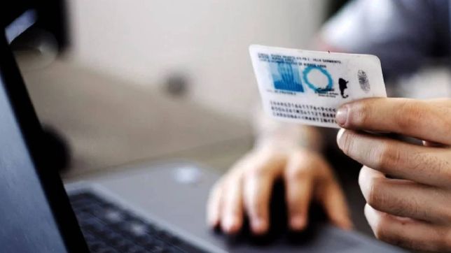 el gobierno aumento los precios de la renovacion del dni y el pasaporte del renaper