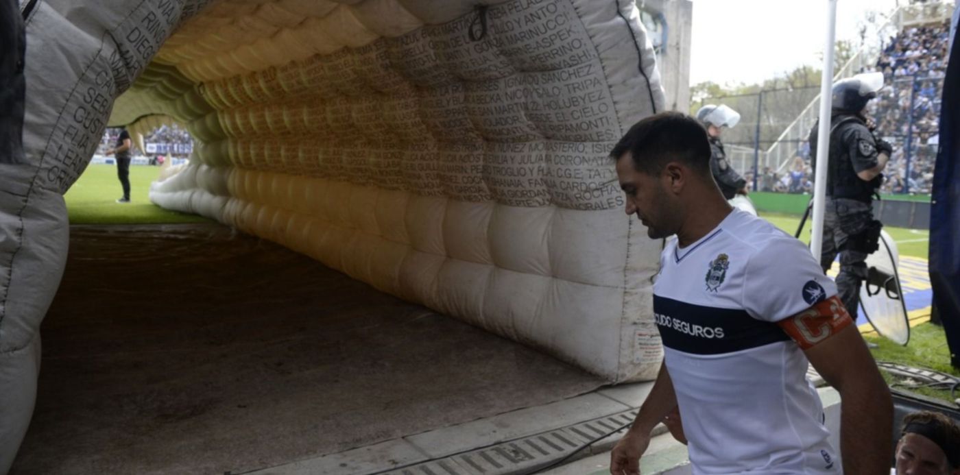 1545843135973.jpg?x=4&y=160&width=1489&height=745&rotate=0&scaleX=1&scaleY=1&ow=1500&oh=996&&cw=1920&ch=950