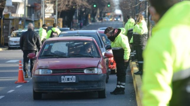 arrancaron los controles mas estrictos para que la cuarentena se cumpla en la plata