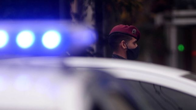 escandalo y amenazas con un cuchillo en una fiesta con 200 personas en la plata