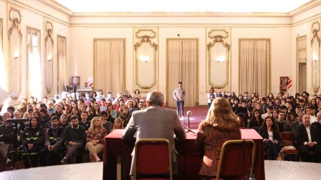 mas de 200 universitarios participaron del ii congreso interuniversitario laudato si