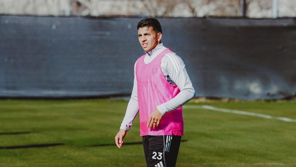 A pesar del deseo de Hernán López Muñoz, Foster Gillett avanza por su llegada a Vélez