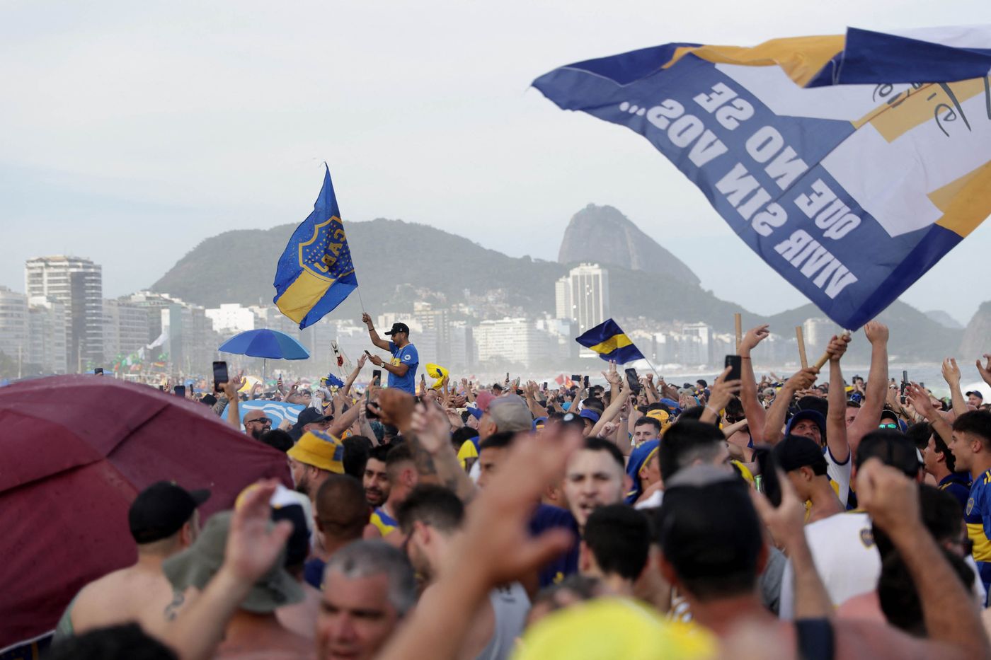 Hinchas de Boca en Río de Janeiro.jpg