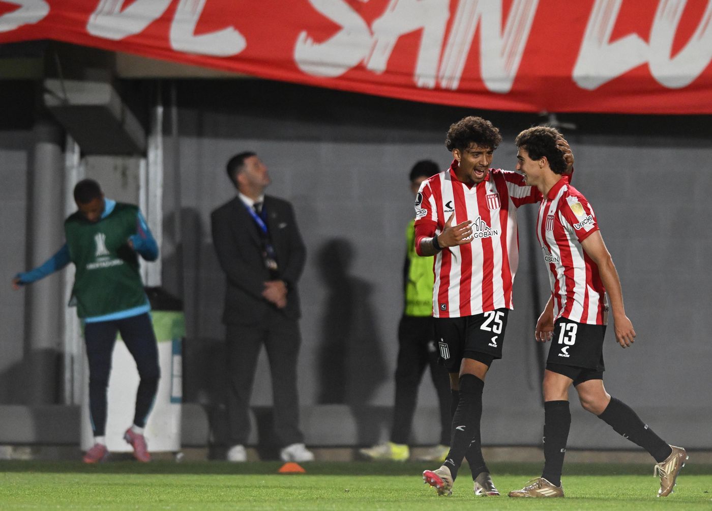 Estudiantes quiere recuperarse ante Newell's por el Torneo Clausura