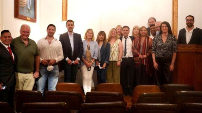 por primera vez una mujer presidira la sociedad medica platense