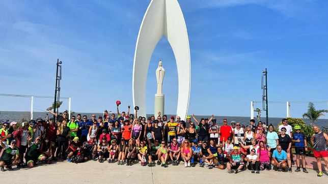el grupo de cicloturismo de la plata que copa calles y rutas kilometro a kilometro