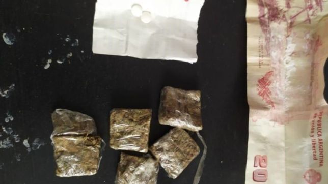 fue a visitar a un familiar en la carcel y termino presa por entrar con droga a escondidas