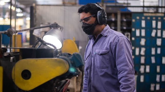 la union industrial del gran la plata conmemora el dia nacional de la industria