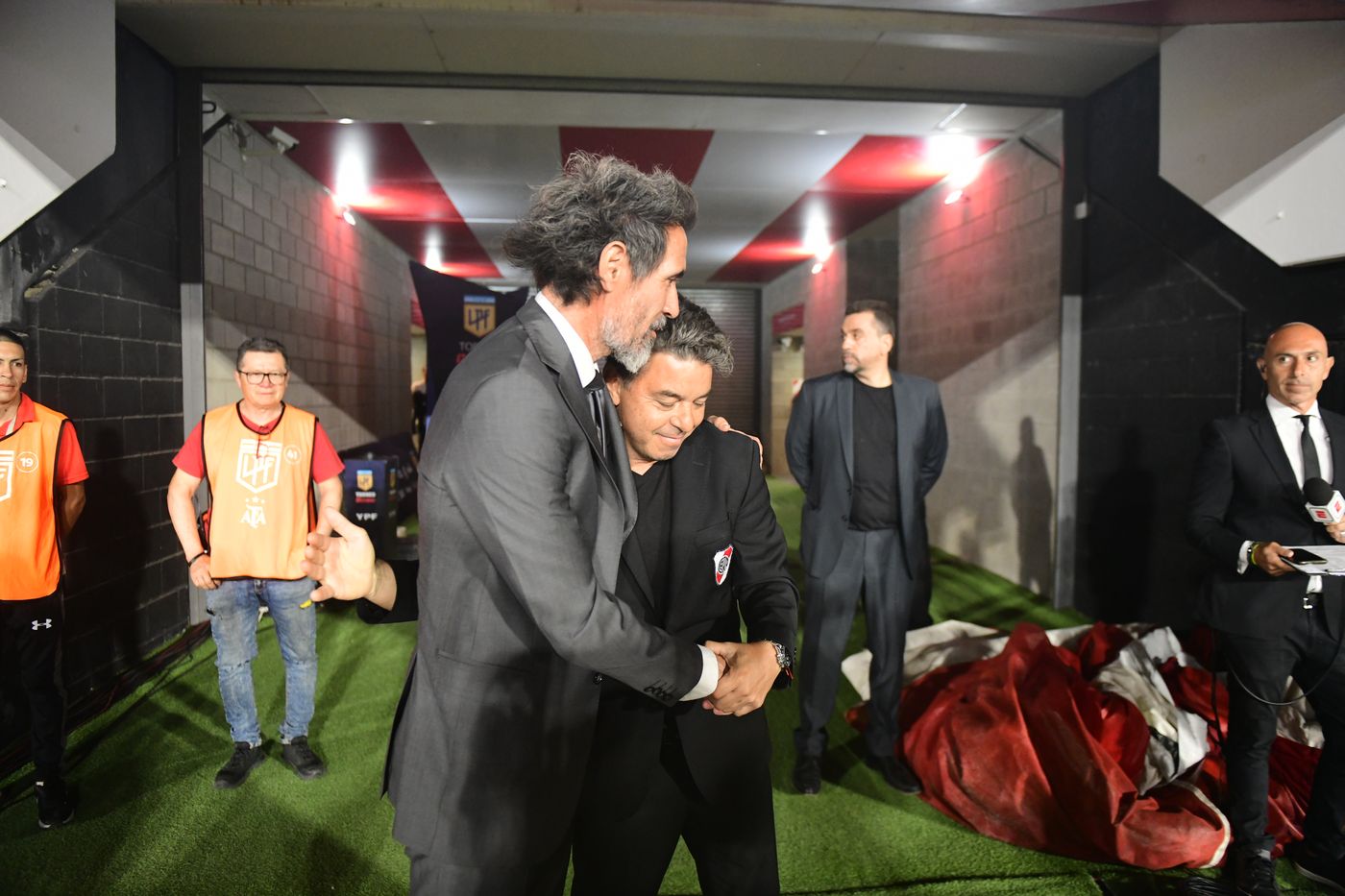 Estudiantes River (6) Domínguez y Gallardo.JPG