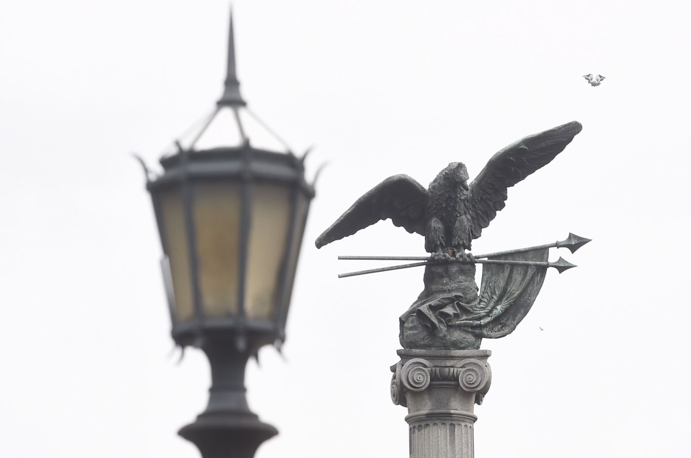 El monumento Alla Fratellanza será desmontado para ser relocalizado en el eje central de Plaza Italia.