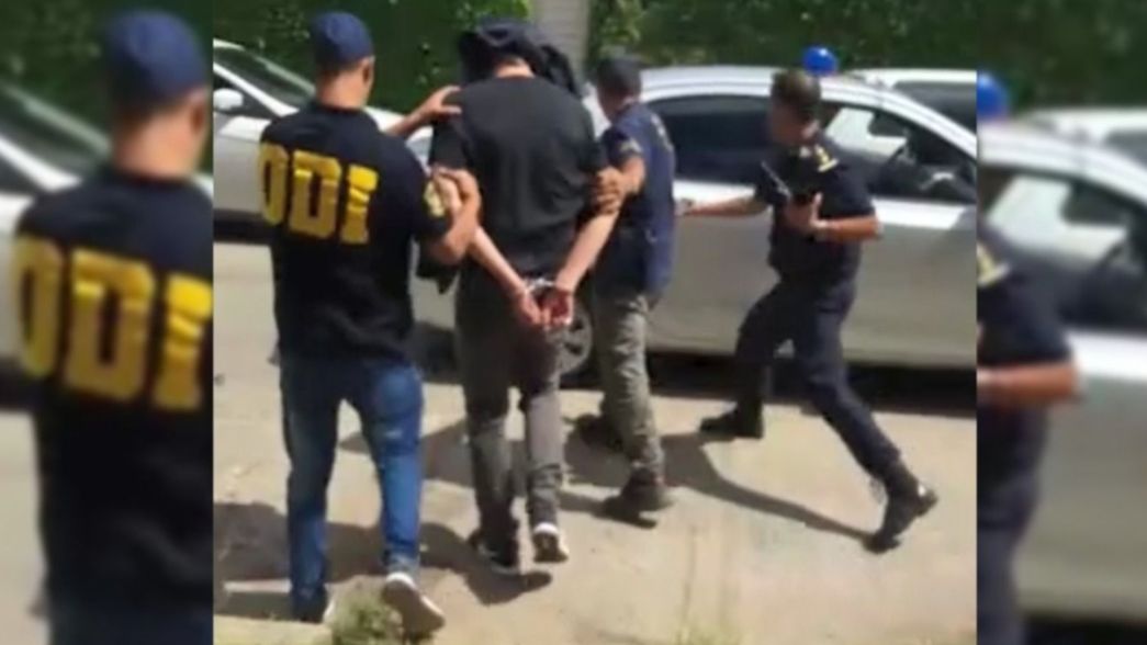 VIDEO: Así detuvieron a la hija de Daniela Cichini y su pareja, acusados del homicidio