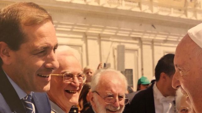 ¿de que hablaron el intendente julio garro y el papa francisco en italia?