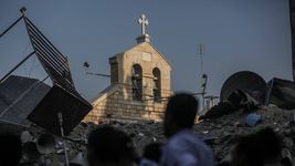 israel destruyo una iglesia en gaza repleta de civiles israel destruyo una iglesia en gaza repleta de civiles