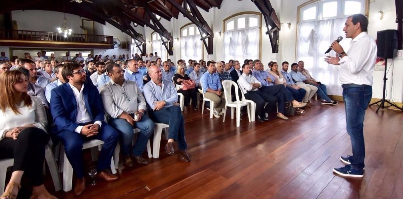 1545228519400.jpg?scaleY=1&x=8&y=76&rotate=0&scaleX=1&ow=1024&oh=581&width=1011&height=505&&cw=1920&ch=950