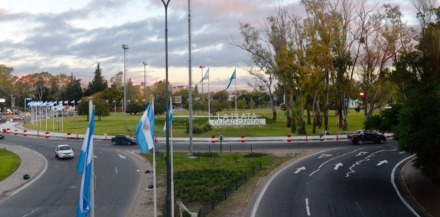 1526764879984.jpeg?x=2&y=136&width=1020&height=510&rotate=0&scaleX=1&scaleY=1&ow=1024&oh=682&&cw=1920&ch=950