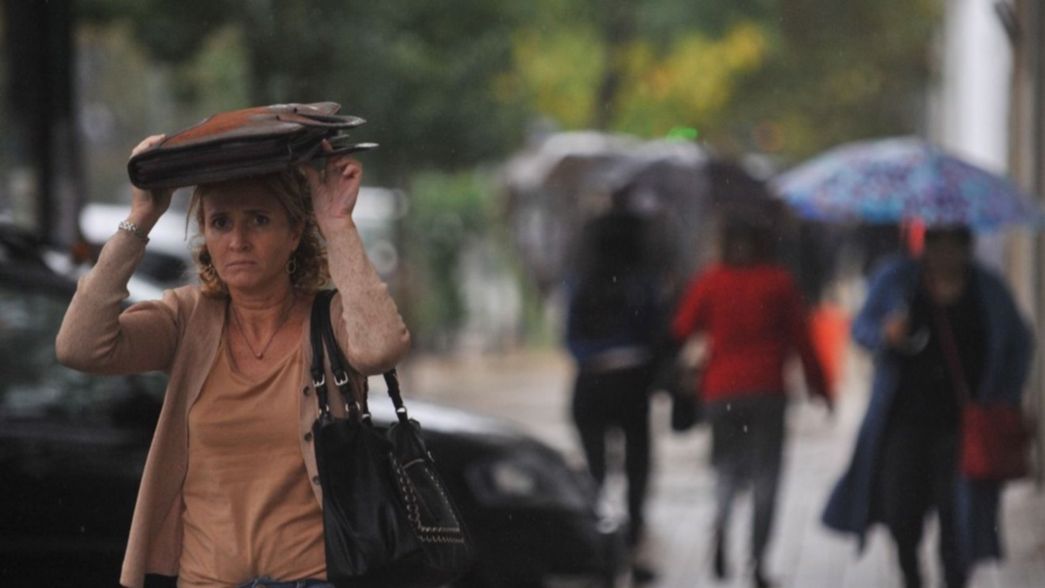 Con lluvia y frío empieza el tercer día de las vacaciones de invierno