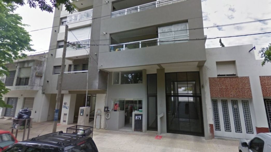 Destruyeron todo y se llevaron muchas cosas: audaz robo en dos departamentos de La Plata