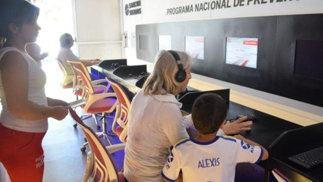 instalaran en la plata un simulador de manejo para mejorar la seguridad vial