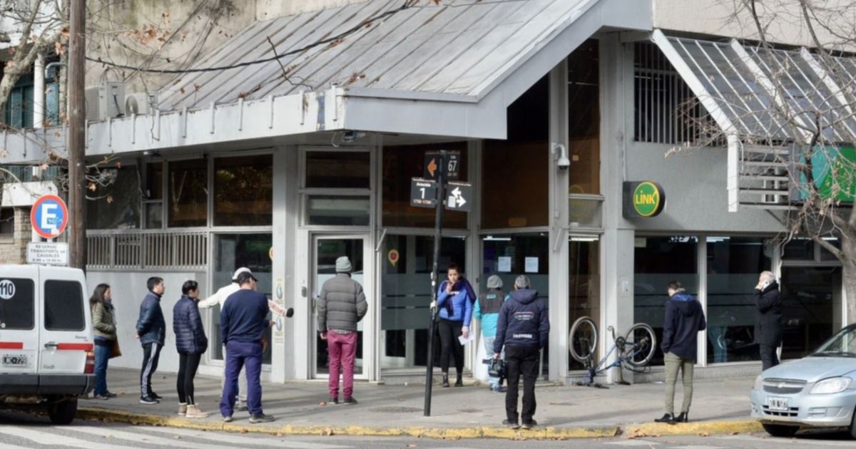 Nos Tiraron Al Piso El Relato En Primera Persona Del Robo Fallido Al