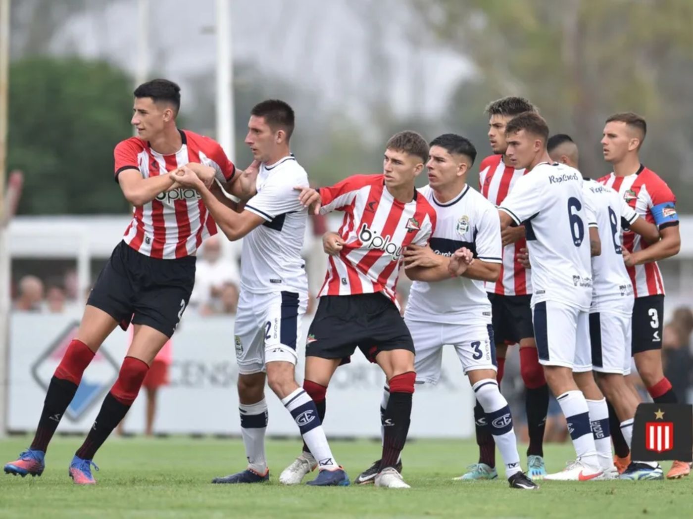 Estudiantes Gimnasia Reserva.jpg