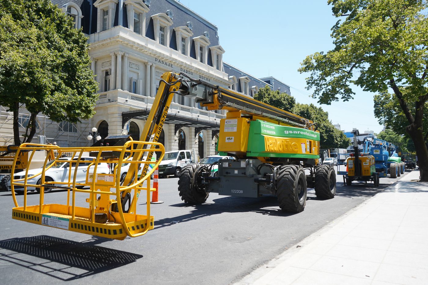La segunda y la tercera parte de la filmación será dentro del Pasaje Dardo Rocha