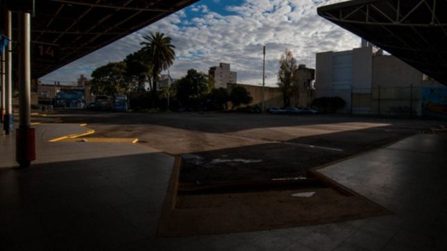 martes sin transporte: no habra servicio de micros, trenes ni vuelos durante tres horas