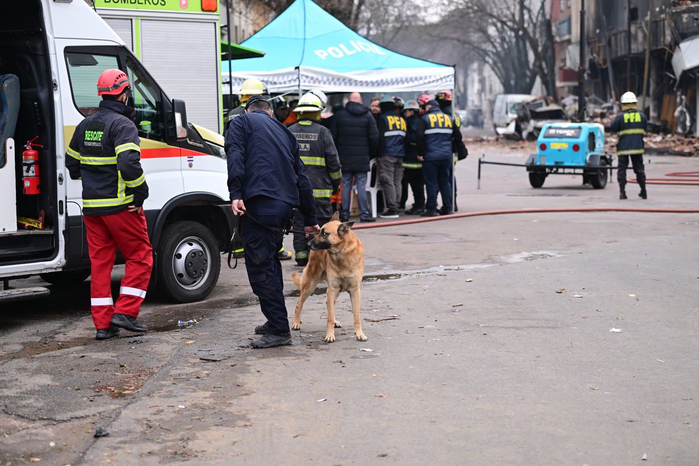 Incendio y derrumbe en diagonal 77 (3)