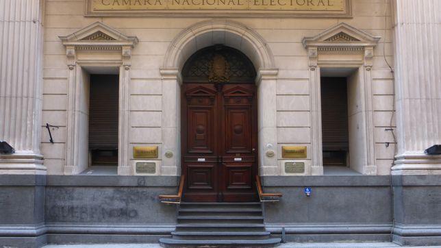 la camara electoral fue notificada de la condena y cristina kirchner no podra ser candidata