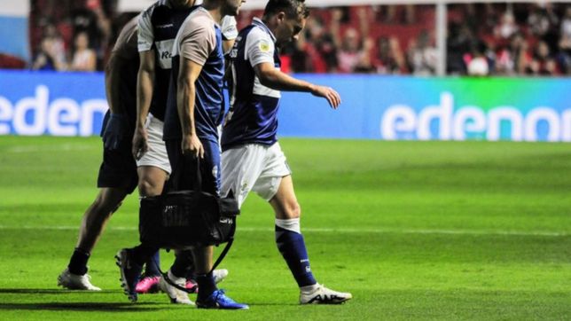la dura imagen de pablo de blasis tras el cruce que lo saco de la cancha