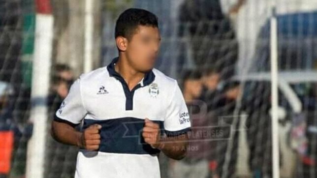 una de las promesas de gimnasia fue detenido y es acusado de asesinato