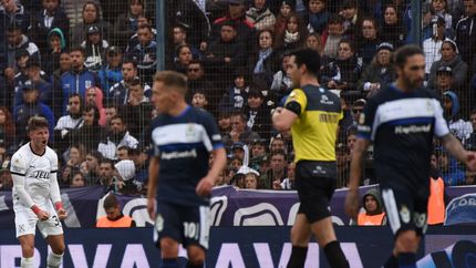 Leandro Rey Hilfer, el árbitro que no le cae para nada bien a Gimnasia y que lo dirigirá ante River