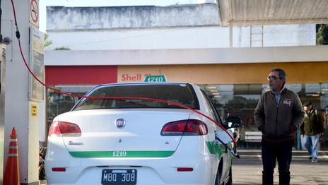 Restringieron la venta de GNC en La Plata y la región por la mayor demanda ante el frío Restringieron la venta de GNC en La Plata y la región por la mayor demanda ante el frío