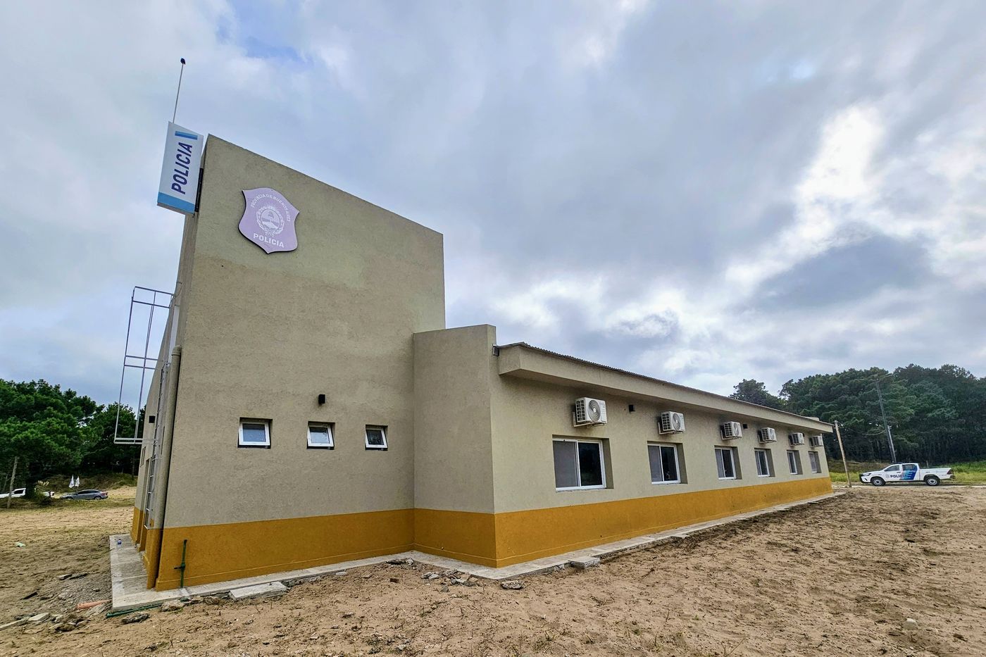 La Provincia realizó una inversión de $928 millones para la construcción de un centro logístico del Escuadrón de Caballería.